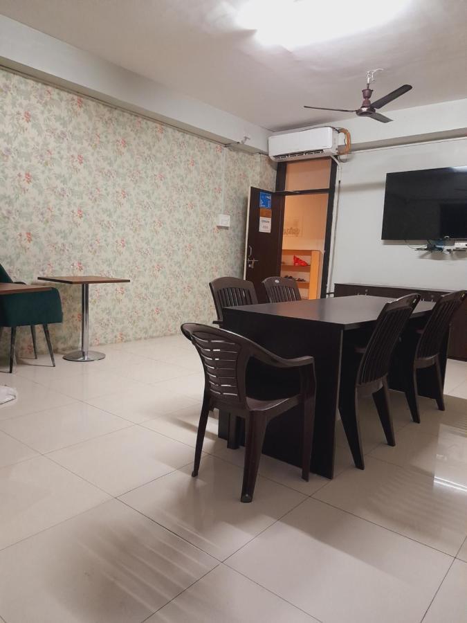 Homestay Ac Dormitory New Delhi Ngoại thất bức ảnh