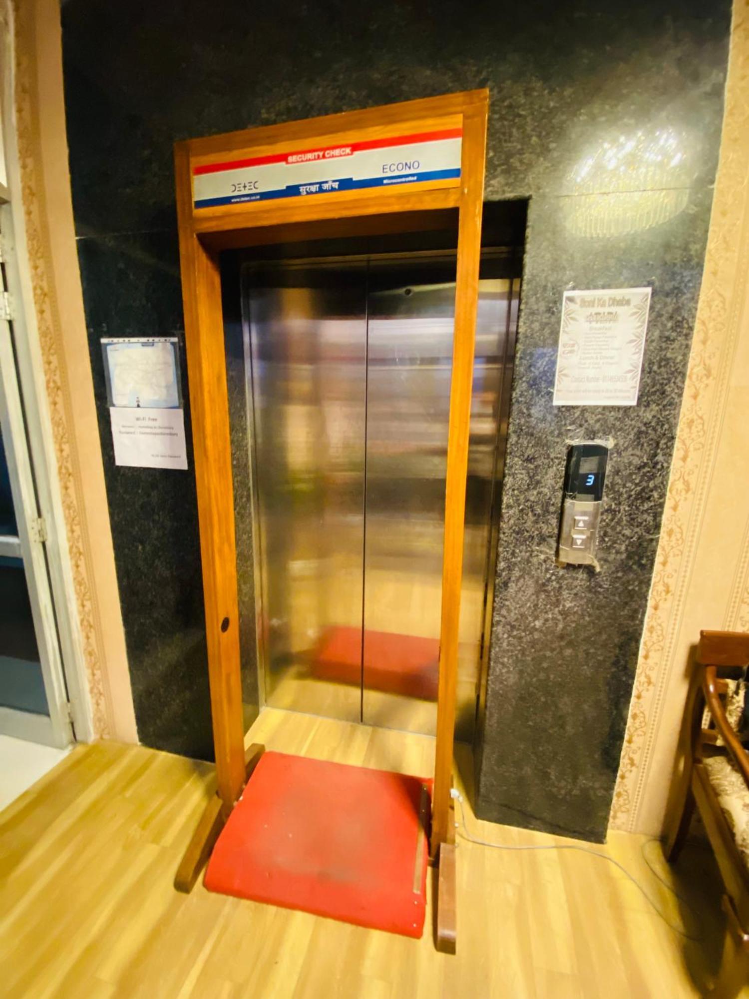 Homestay Ac Dormitory New Delhi Ngoại thất bức ảnh