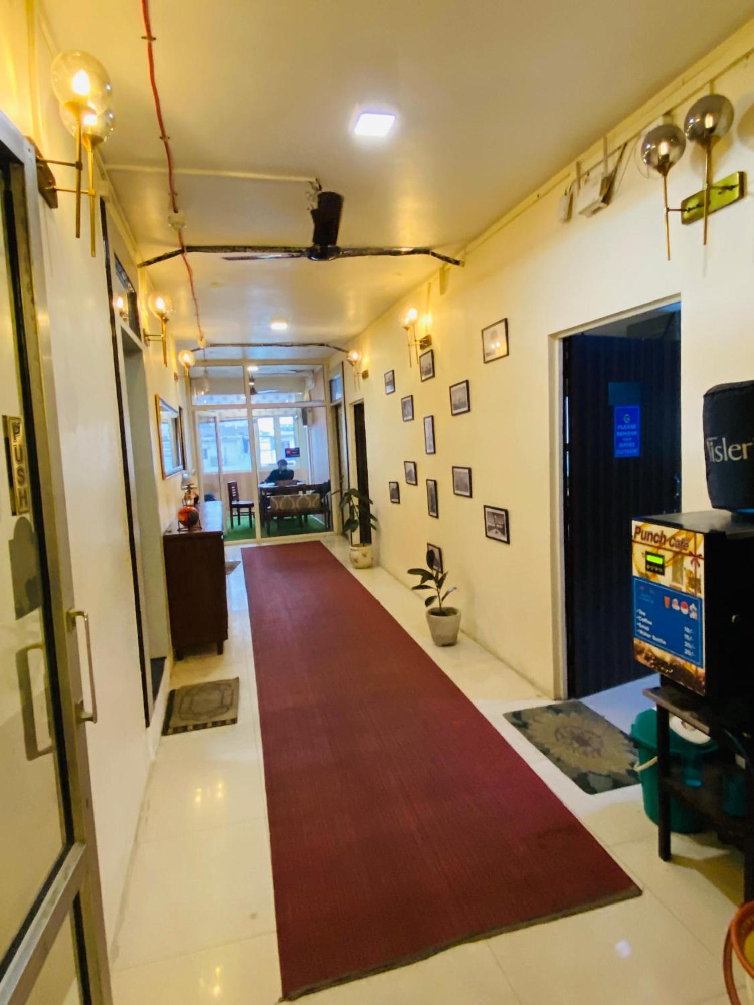Homestay Ac Dormitory New Delhi Ngoại thất bức ảnh