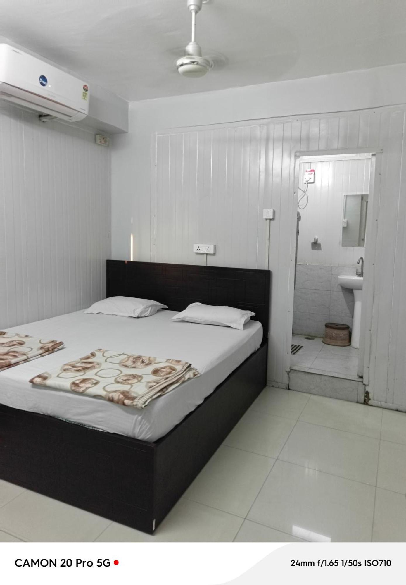 Homestay Ac Dormitory New Delhi Ngoại thất bức ảnh