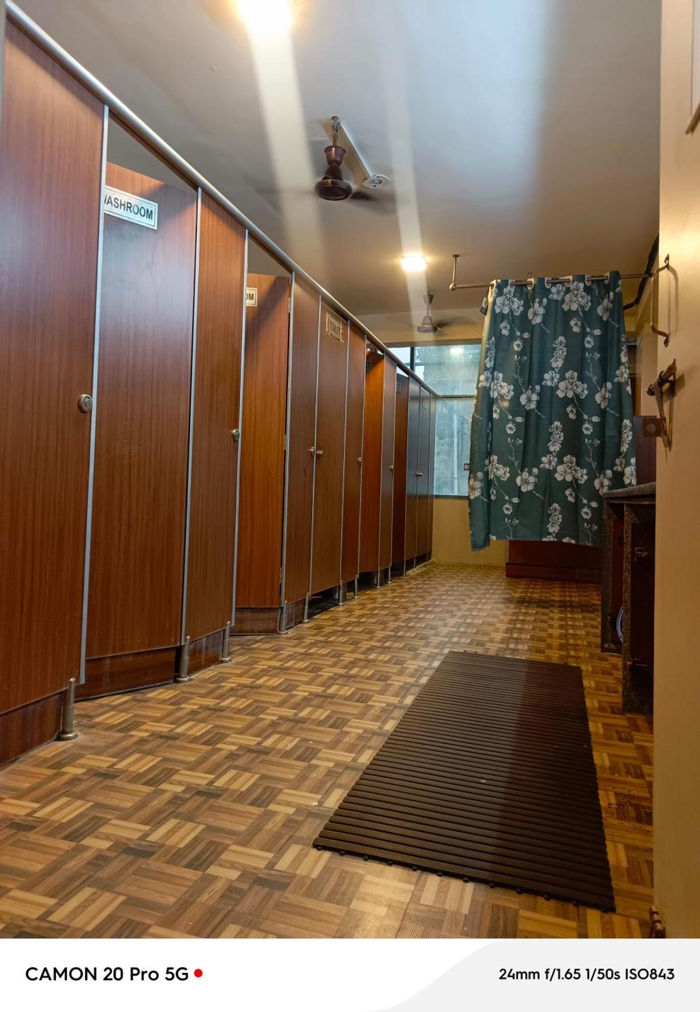 Homestay Ac Dormitory New Delhi Ngoại thất bức ảnh
